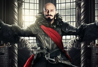 Peter Pan | Hugh Jackman como Barba Negra em um dos novos cartazes