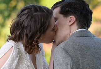 Kristen Stewart e Jesse Eisenberg se beijam no set de filme de Woody Allen