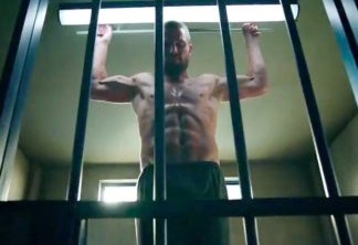 Arrow | Narração de abertura da 7ª temporada diz que Oliver não é mais um herói