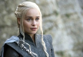 Game of Thrones | Emilia Clarke diz que não mudaria as cenas de nudez da série