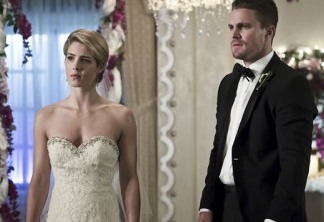 Arrow | Morte de personagem trará Felicity de volta para o time, revela produtor