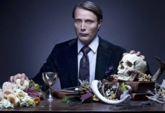 Mads Mikkelsen como Hannibal