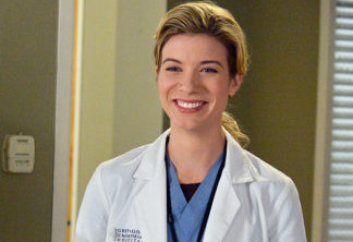 Tessa Ferrer como a Dra. Leah Murphy em Grey's Anatomy