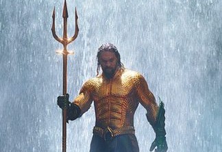 Aquaman | Herói empunha tridente em novo pôster IMAX