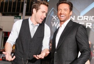 HOLLYWOOD - APRIL 28:  Actors Ryan Reynolds and Hugh Jackman arrive on the red carpet of the Los Angeles industry screening of "X-Men Origins: Wolverine" at the Grauman's Mann Chinese Theater on April 28, 2009 in Hollywood, California.  (Photo by Jeff Vespa/WireImage)