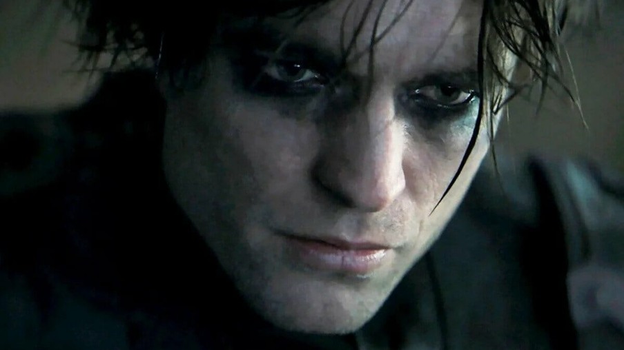 Robert Pattinson como Bruce Wayne em Batman.