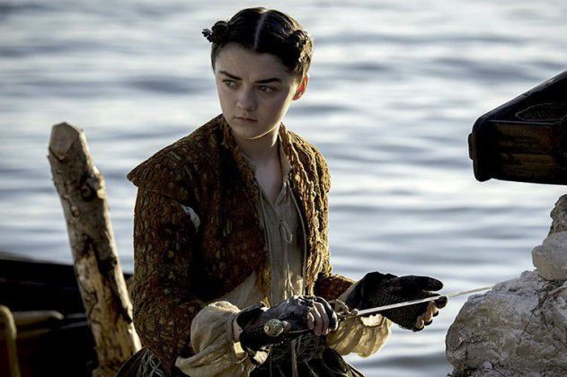 Maisie Williams como Arya em Game of Thrones