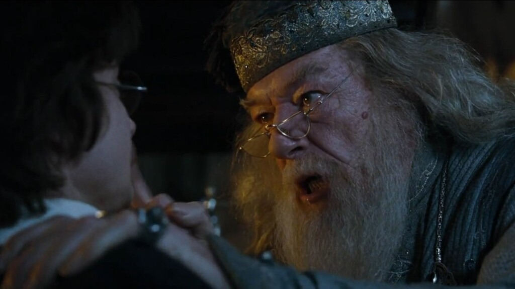 Dumbledore dá um chilique em O Cálice de Fogo