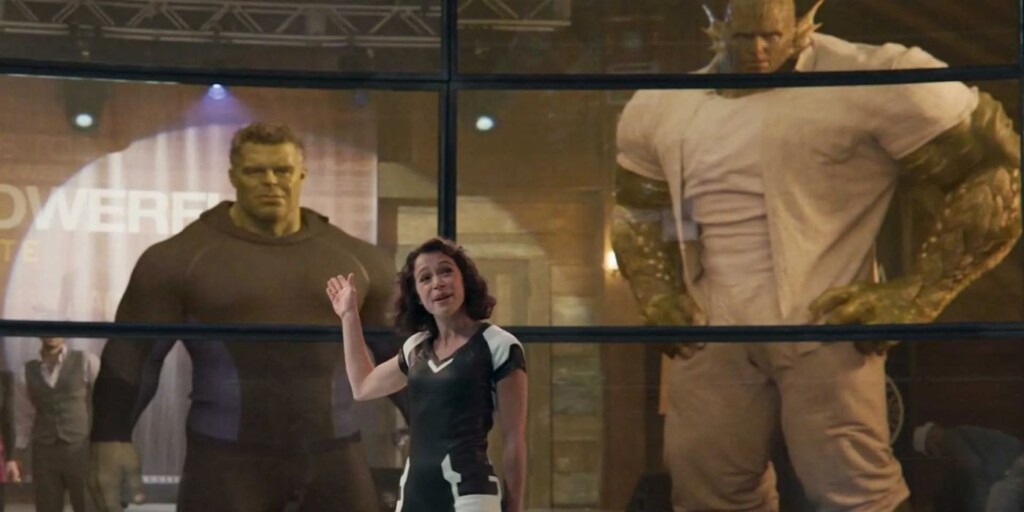 Tatiana Maslany no final de Mulher-Hulk
