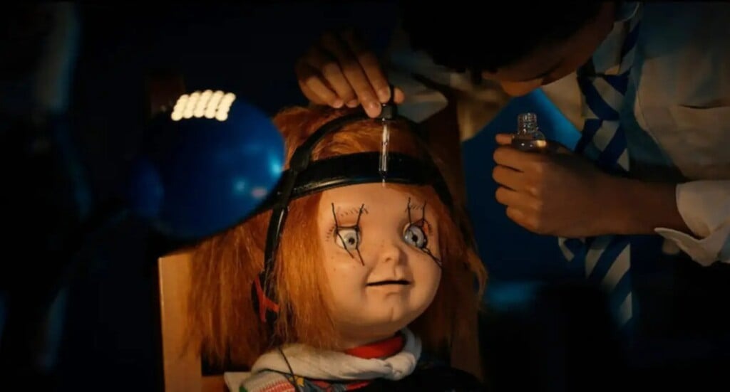 Cena de Chucky inspirada em Laranja Mecânica