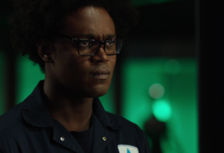 Arrow | Curtis ainda está "traumatizado" por causa da 6ª temporada, afirma showrunner