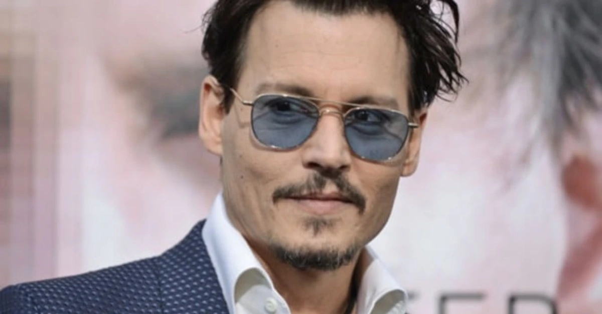 Ator vencedor do Globo de Ouro chama Johnny Depp de 'superestimado