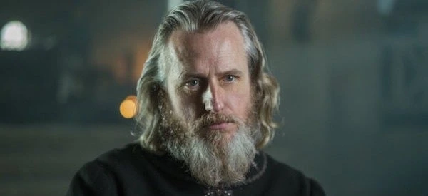 Vikings chega à quarta temporada: veja antes e depois dos atores