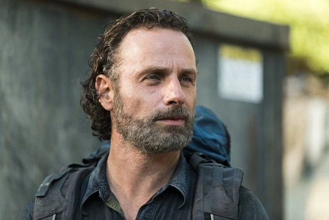 The Walking Dead  Criador cogitou sacrificar Rick no início da série
