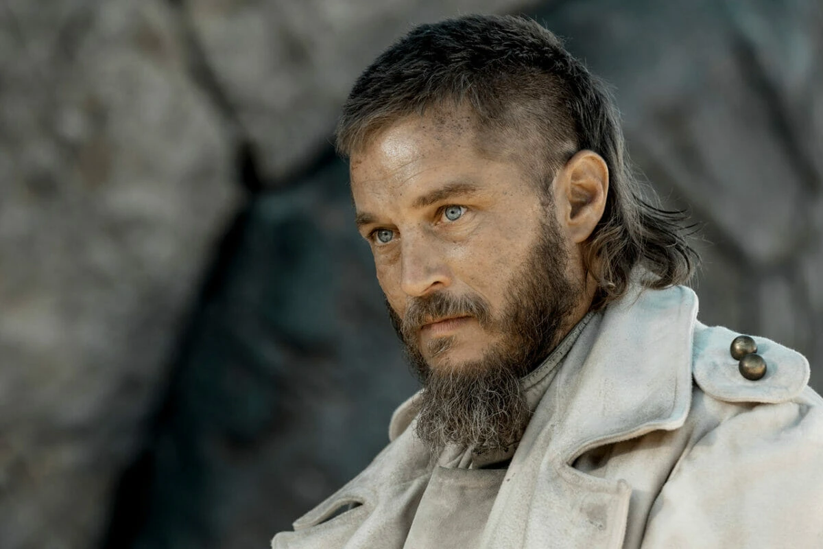 Vikings: Intérprete do personagem Bjorn na 1ª temporada cresceu e