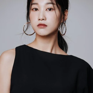 Ha Yoon-kyung