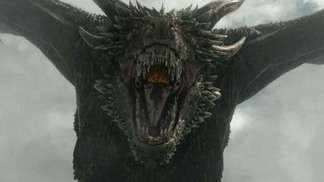 Drogon em Game of Thrones.