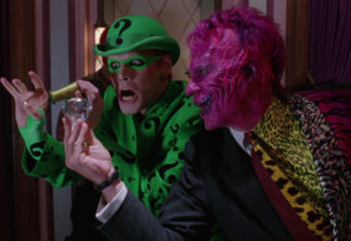 Jim Carrey e Tommy Lee Jones em Batman Eternamente