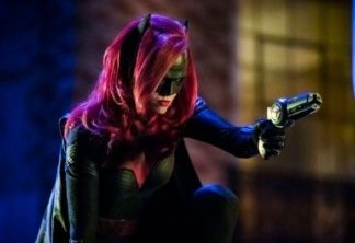 Elseworlds | Vídeo de bastidores explora a Batwoman de Ruby Rose