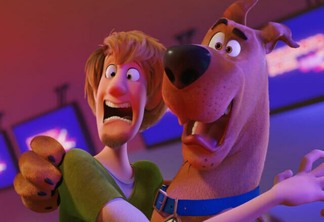 Salsicha e Scooby-Doo na animação.