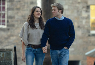 Os jovens Kate e William em The Crown