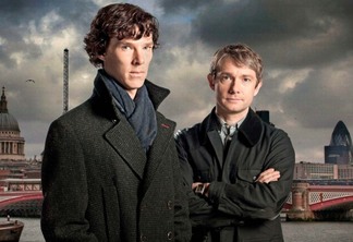 Benedict Cumberbatch e Martin Freeman em Sherlock