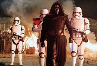 Star Wars | J.J. Abrams sobre o vilão Kylo Ren: "É obcecado por Darth Vader"