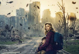 A 5 ª Onda | Chloe Grace Moretz em cenário apocalíptico no cartaz