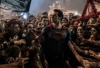 Batman Vs Superman | Poses heróicas em novas imagens do filme