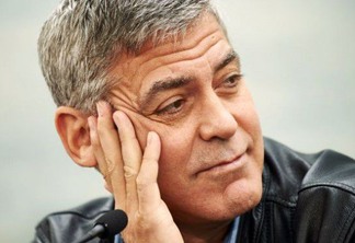6 – George Clooney | Clooney tem sido seleto com seus últimos papéis, mas nas poucas coisas que fez nos últimos anos, arrecadou muito. Principalmente no filme Ave, César, dos irmãos Coen.