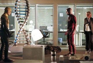 The Flash | Barry faz escolhas impossíveis no último episódio