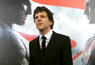 Batman Vs Superman | Jesse Eisenberg ficou surpreso com o Batman realista do filme