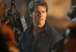 Tom Cruise em filmagens de A Múmia
