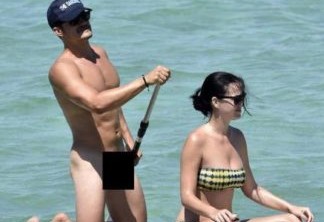 Orlando Bloom na praia com Katy Perry