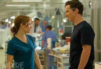 Rachel McAdams (esquerda) e Benedict Cumberbatch (direita) em Doutor Estranho
