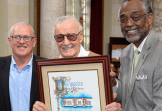 Stan Lee comemora a instituição do dia em sua homenagem