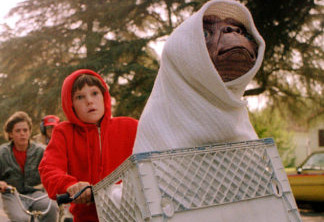 A famosa cena de E.T. - O Extraterrestre.