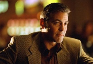George Clooney como Danny Ocean em Onze Homens e Um Segredo