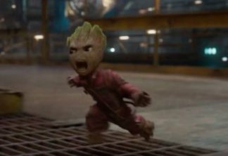 Quem é o ser mais fofo quando está com raiva? Bebê Groot ainda possui seu desejo de combater os inimigos e por incrível que pareça, ele está ainda mais adorável ao tentar derrubar o vilão.