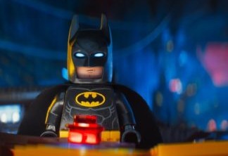 LEGO Batman é fiel à essência do herói de não matar – diferente da visão de Zack Snyder, onde Batman marcava seus inimigos de maneira a serem mortos nas prisões.
