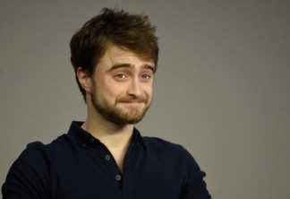 Durante as gravações dos oito filmes de Harry Potter, Daniel Radcliffe chegou várias vezes nos sets de filmagens ainda sob efeito de álcool.