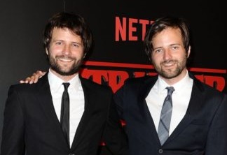 Os roteiristas de Stranger Things, Matt e Ross são gêmeos conhecidos como Os Irmãos Duffer.
