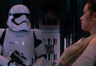 DANIEL CRAIG (Star Wars: O Despertar da Força) – O ator estava gravando em um estúdio próximo e queria tanto fazer parte do projeto que acabou fazendo essa ponta como o Stormtrooper que liberta Rey.