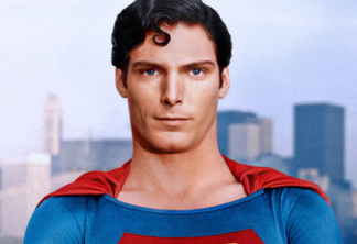 CHRISTOPHER REEVE – O ator ficou mundialmente famoso na pele de Clark Kent, o Superman. Em 1995 Christopher sofreu um acidente de cavalo, ficando tetraplégico.
