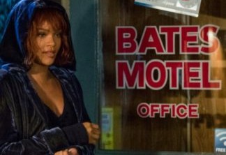Bates Motel | Rihanna se diverte com jogo de bebidas assistindo episódio no qual atuou