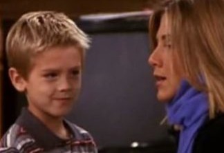 Ator que fazia o filho de Ross em Friends diz que era apaixonado por Jennifer Aniston