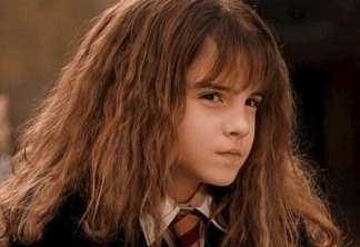 10 – EMMA WATSON (HERMIONE GRANGER) | Empatada com Tom Hanks, está Emma Watson. A atriz também ganhou cerca de US$ 60 milhões por sua personagem na franquia ‘Harry Potter’.