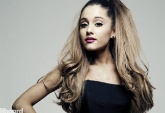 Ariana Grande|A cantora pop parece ser uma adolescente, mas já é uma mulher de 23 anos.