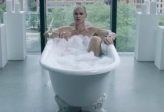 House of Cards | Dentro de banheira, ator explica o que acontece na quinta temporada da série