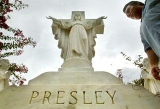 Túmulo de Elvis Presley em Graceland (EUA)